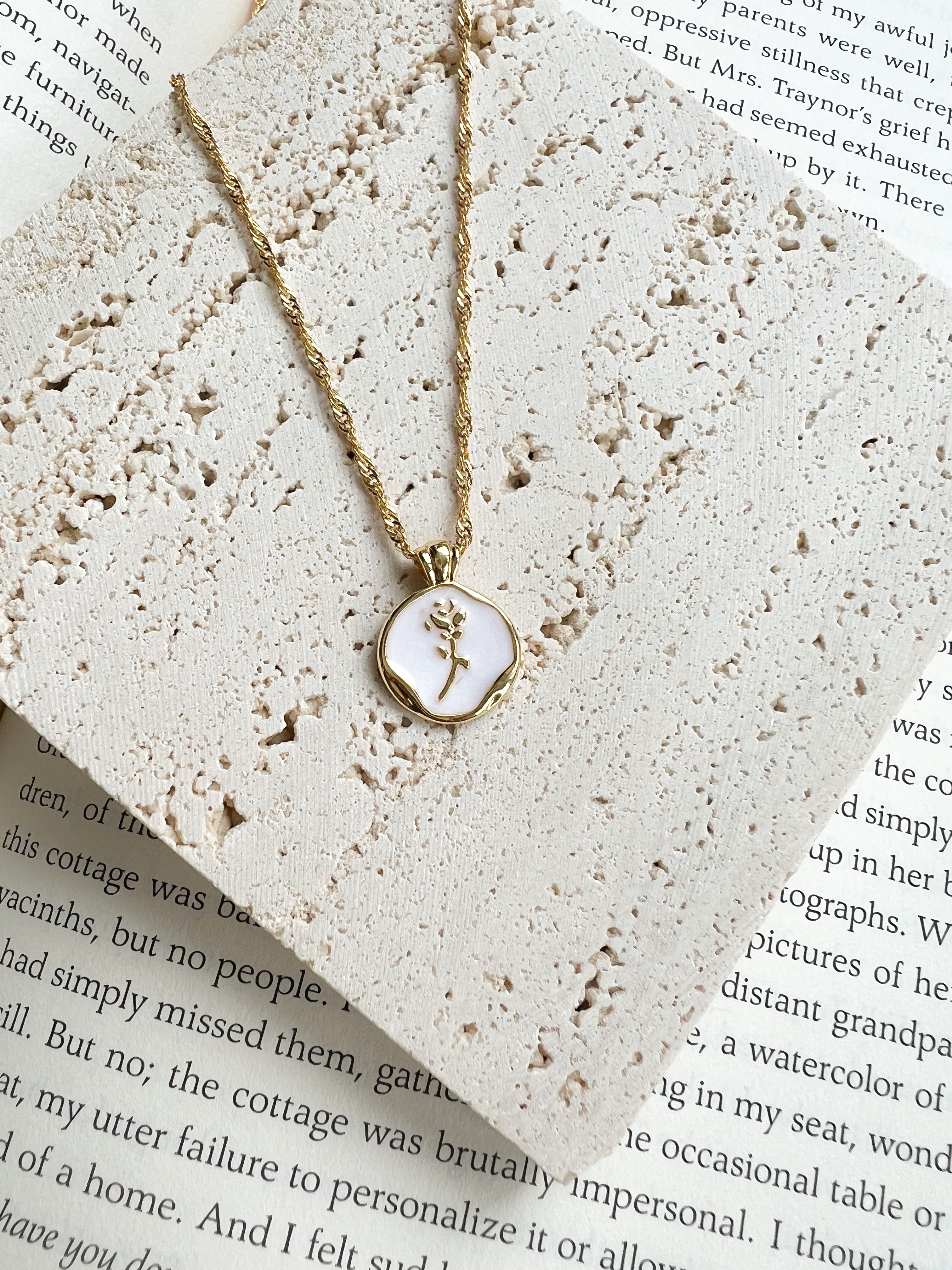 Dainty Rose Necklace