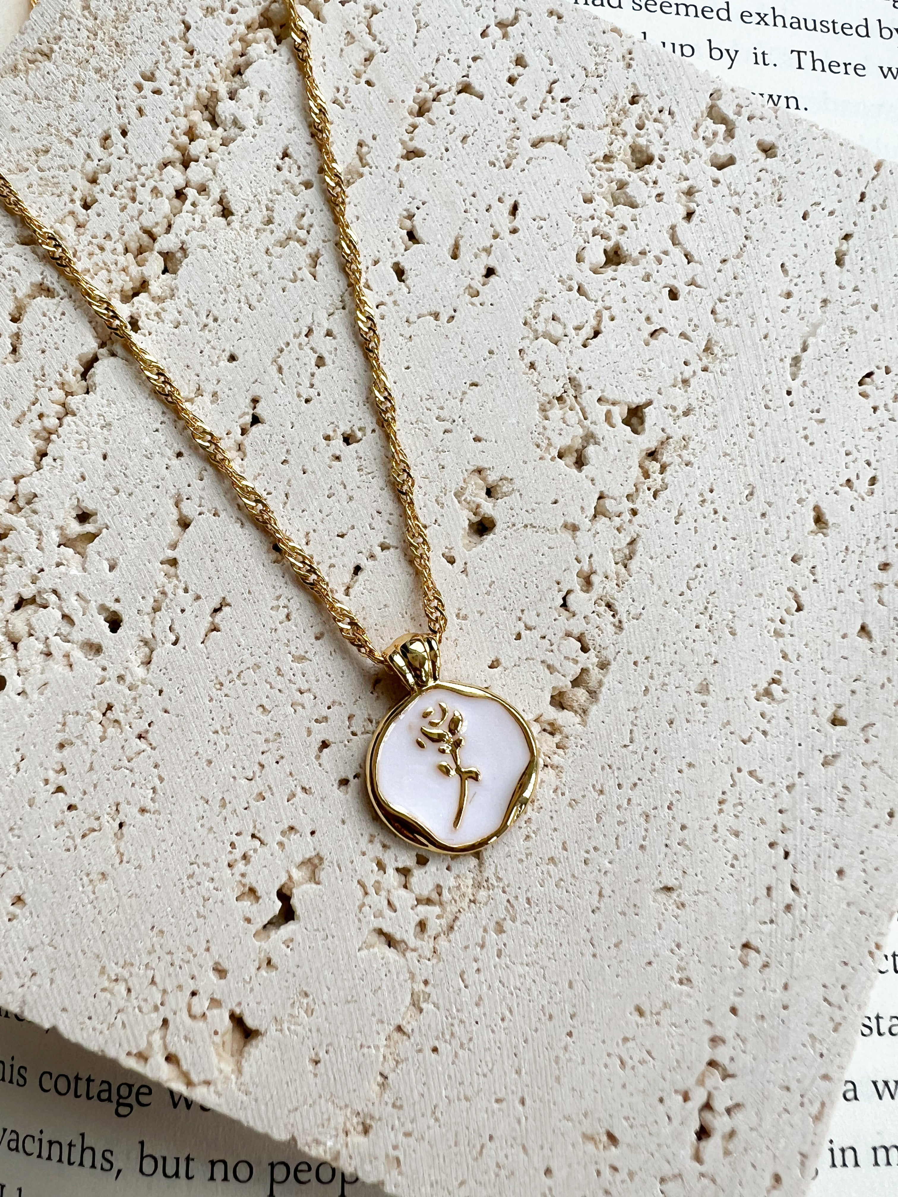 Dainty Rose Necklace